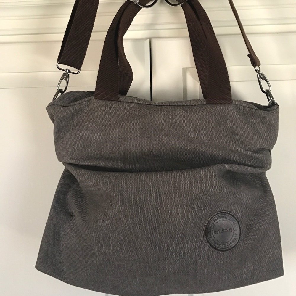 Xu Yi Huang canvas tote handbag Perfect size 🌻